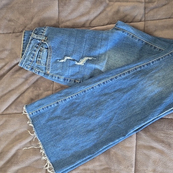 Flared Jeans - Picture 5 of 6